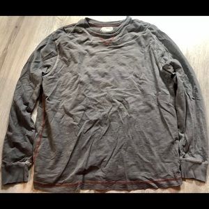 Men’s Gray Long Sleeve Shirt